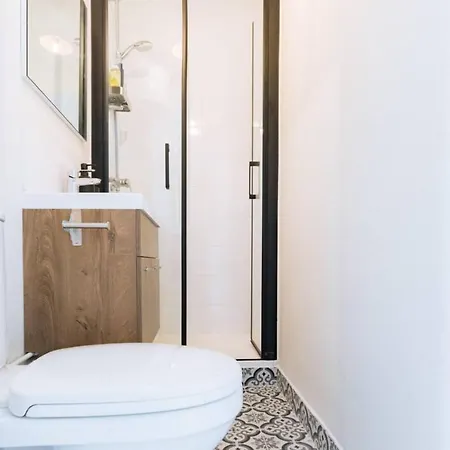 Appartement Central & Beautiful Studio For 2 *