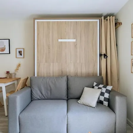 Central & Beautiful Studio For 2