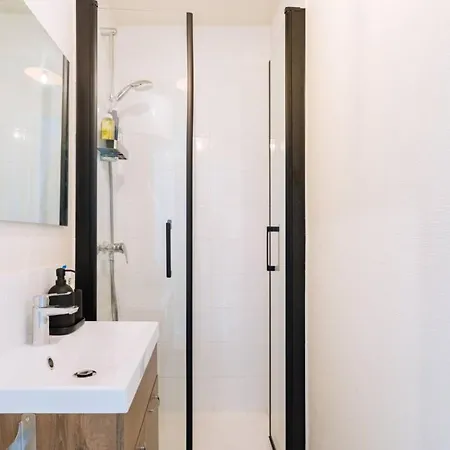 Appartement Central & Beautiful Studio For 2