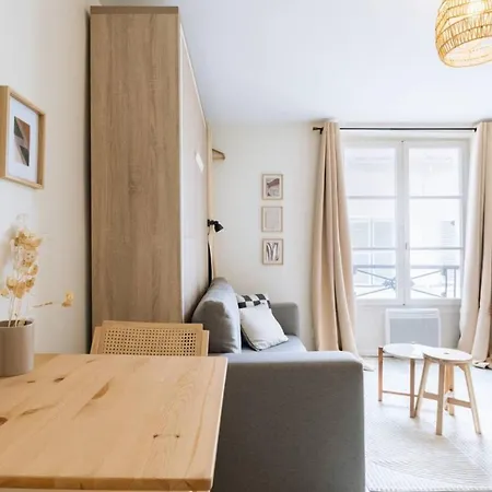 Central & Beautiful Studio For 2